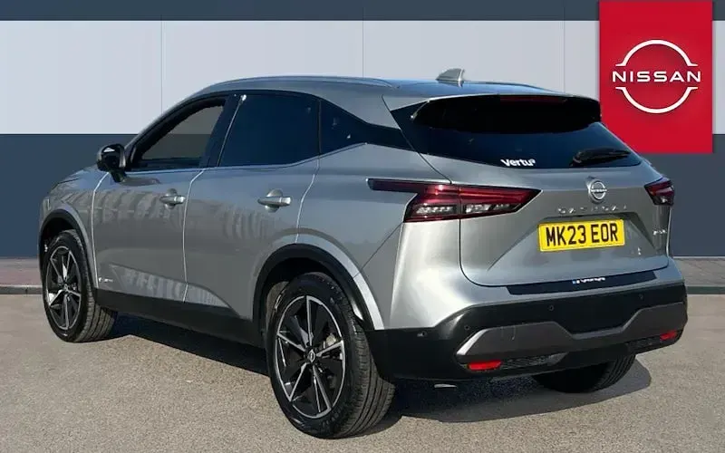 Used Nissan Qashqai Tekna 190 HP (139 kW) 2023 Silver SUV