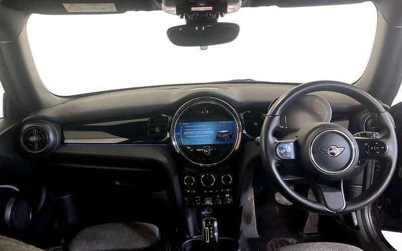 Used Mini Cooper Level 2 135 kW (184 HP) 2023 Hatchback