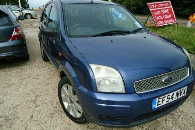 Used 2004 Ford Fusion Estate | £2,495 (A bit pricey) - Image 1/2
