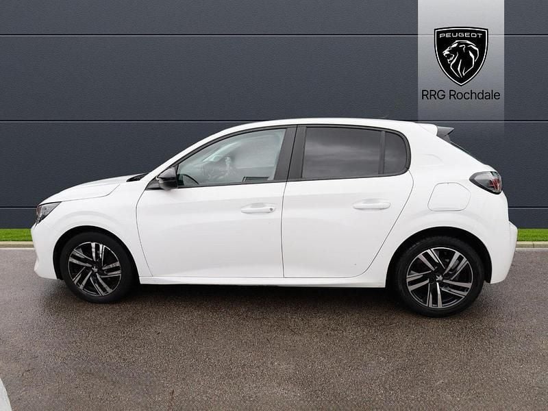 Used Peugeot 208 Active+ 74 HP (54 kW) 2023 White Hatchback
