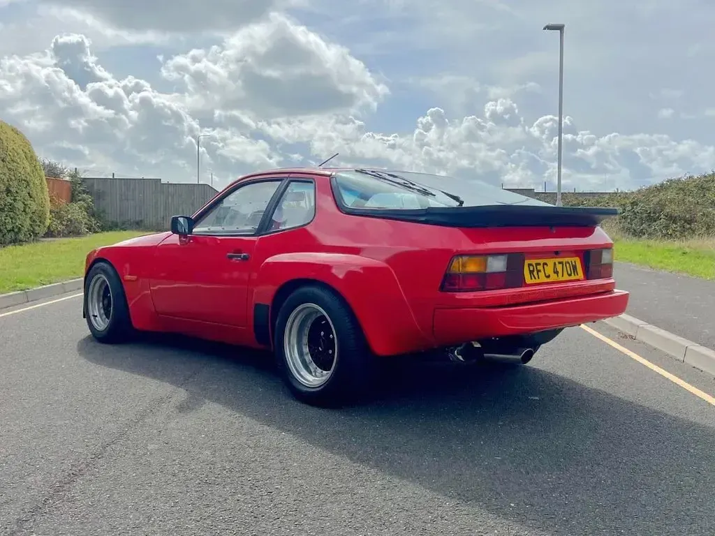 Used Porsche 924 115 HP (84 kW) 1980 Red Coupe