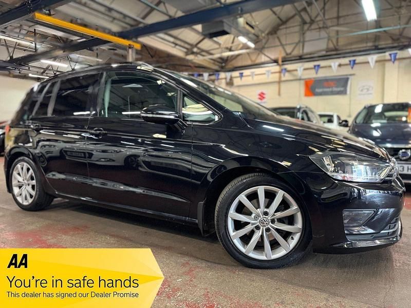 Black Used 2015 VW Golf Sportsvan GT MPV | £8,189 (Fair price) - Image 1/4