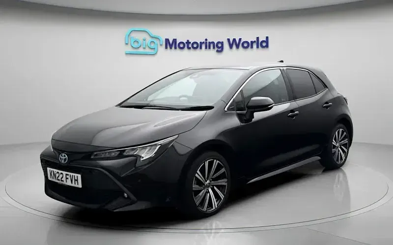 Used Toyota Corolla Design 122 HP (89 kW) 2022 Black Hatchback