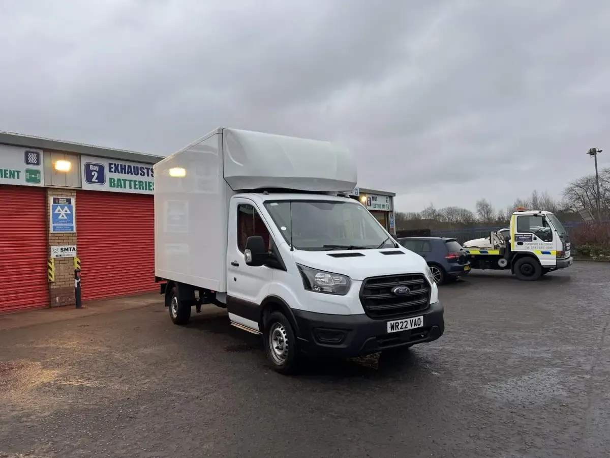 Second-hand Ford Transit S 130 CP (95 kW) 2022 Alb Cabrio