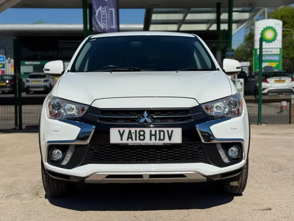 Używany Mitsubishi ASX 117 KM (86 kW) 2018 Biały SUV