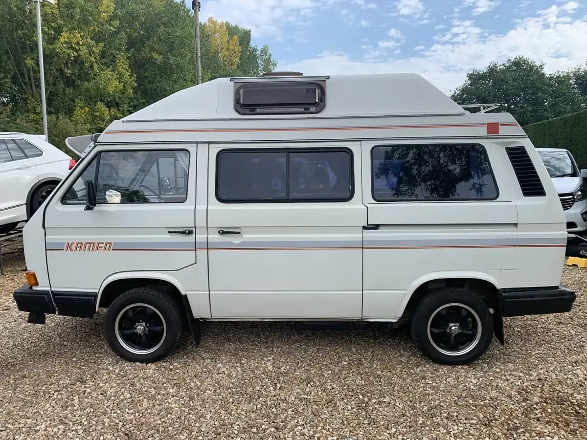 Used VW T4 80 HP (58 kW) 1990 Cream Van