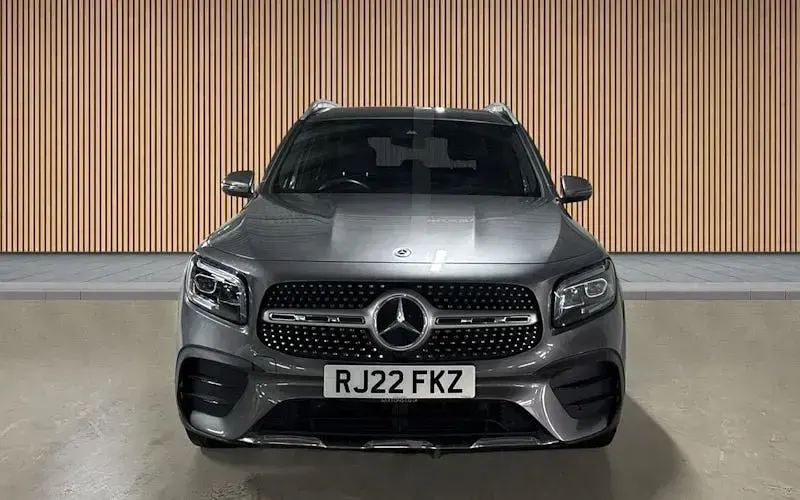 Used Mercedes GLB200 AMG line 163 HP (119 kW) 2022 Grey SUV