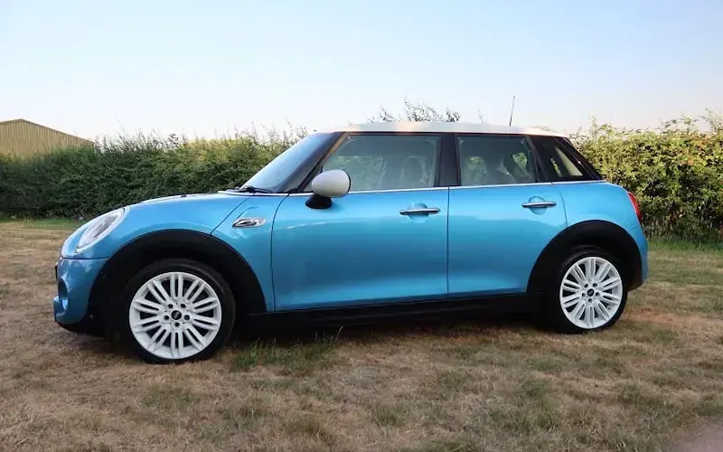 Used Mini Cooper S Hatch 170 HP (125 kW) 2015 Blue Hatchback