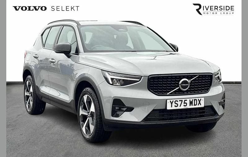 Vapour grey New 2025 Volvo XC40 Plus SUV | £32,950 (Super price) - Image 1/4