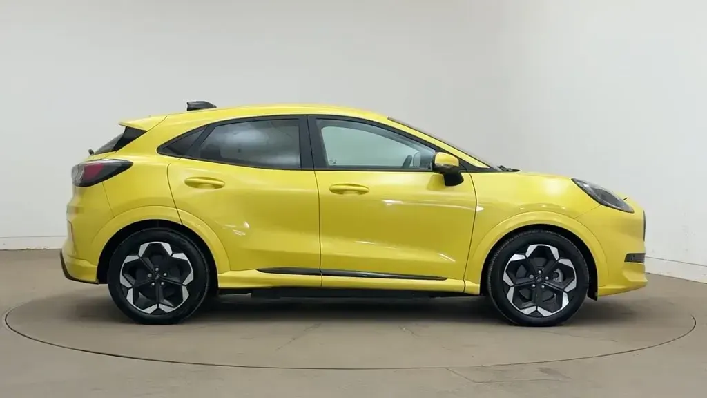 Used Ford Puma Gen-E Premium 122 kW (167 HP) 2025 SUV