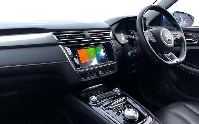 Used MG MG5 EV Exclusive 114 kW (156 HP) 2021 Blue Estate