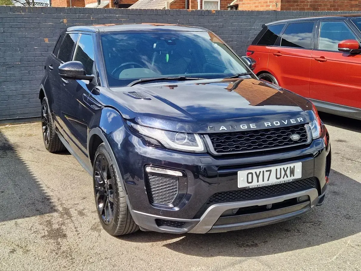 Used Land Rover Range Rover evoque HSE Dynamic 2017 Black Estate