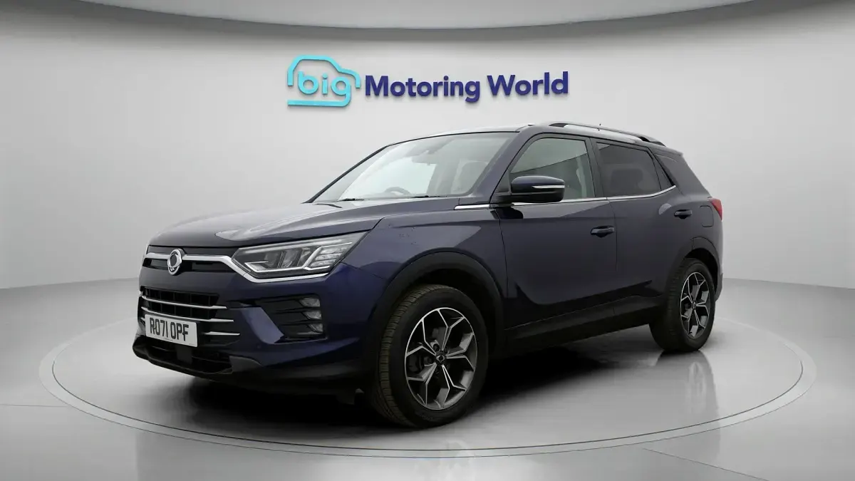 Used SsangYong Korando 163 HP (119 kW) 2021 Blue Estate