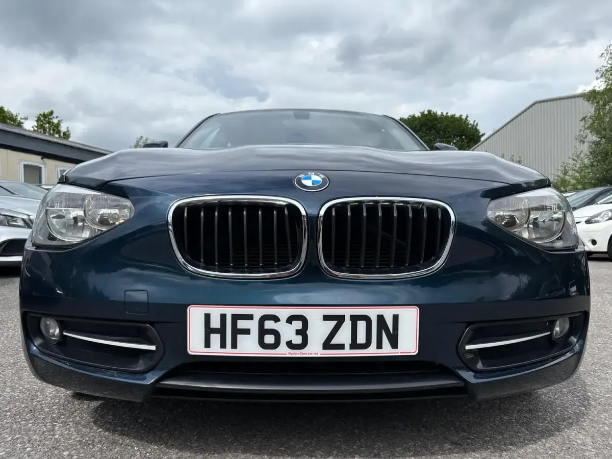Used BMW 118 Sport Line 2013 Blue Hatchback