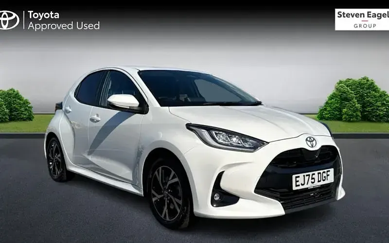 Used Toyota Yaris Design 116 HP (85 kW) 2025 Hatchback