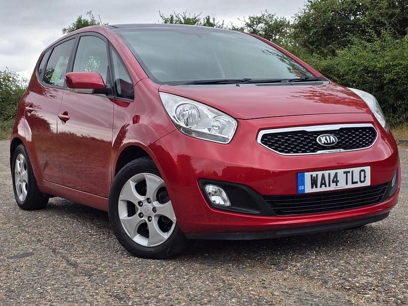 Red Used 2014 Kia Venga 3 Hatchback | £4,950 (Fair price) - Image 1/4