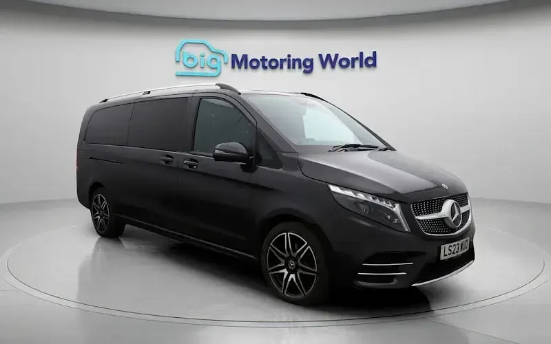 Used Mercedes V300 AMG line 237 HP (174 kW) 2023 Grey MPV