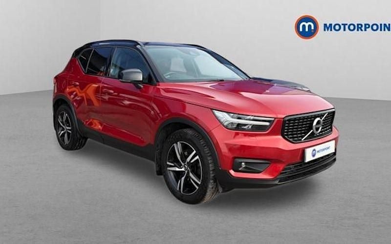 Used Volvo XC40 R-Design 190 HP (139 kW) 2019 Red SUV