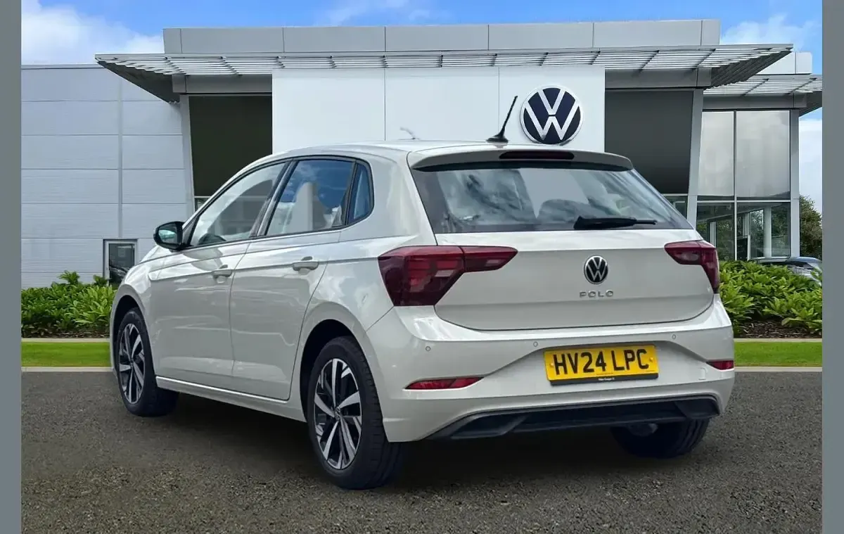 Used VW Polo Life 95 HP (69 kW) 2024 Grey Hatchback