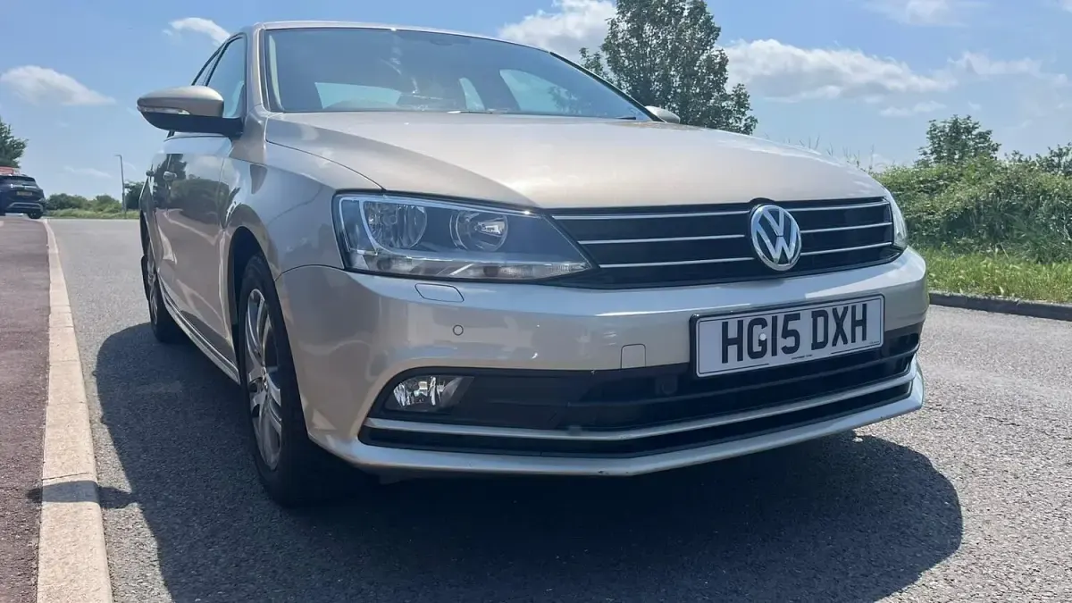 Used VW Jetta SE 2015 Silver Sedan