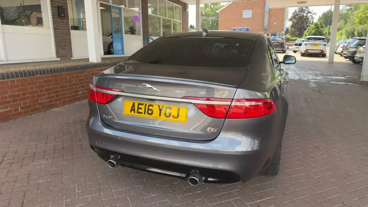 Used Jaguar XF S 300 HP (220 kW) 2016 Grey Sedan