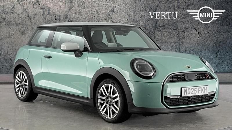 New Mini Cooper Exclusive 204 HP (150 kW) 2025 Hatchback