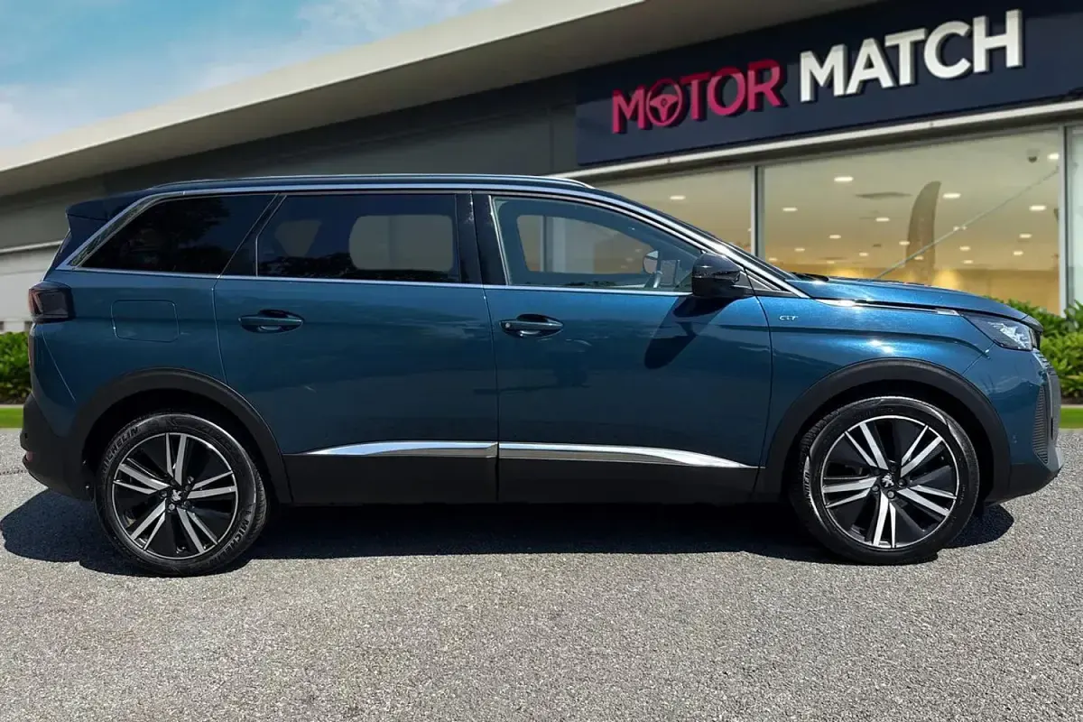 Used Peugeot 5008 Premium 2020 Blue SUV