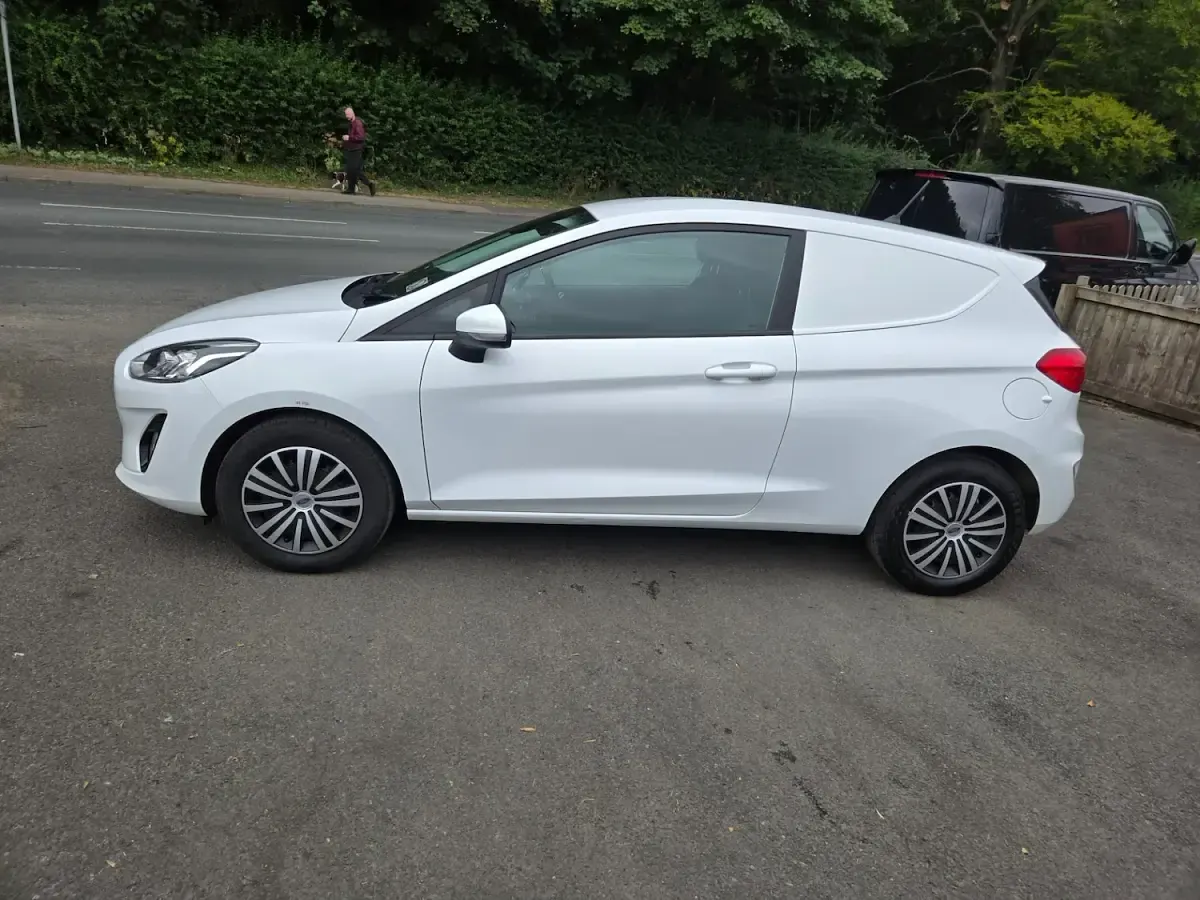 Used Ford Fiesta 2019 White Hatchback