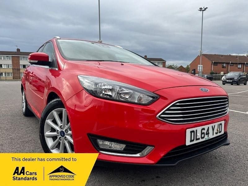 Red Used 2015 Ford Focus Titanium Estate | £6,495 (Good price) - Image 1/4
