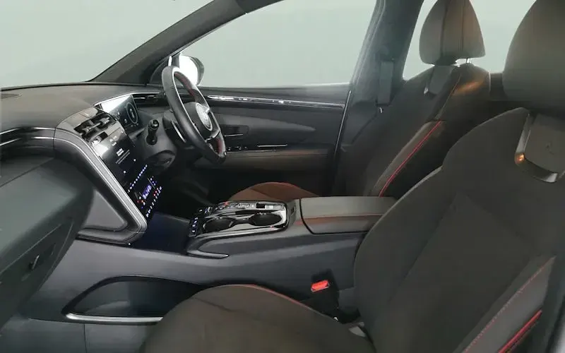 Usado Hyundai Tucson N Line 230 HP (169 kW) 2023 Prateado SUV
