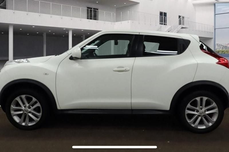 White Used 2012 Nissan Juke Tekna SUV | £4,500 (Fair price) - Image 1/1