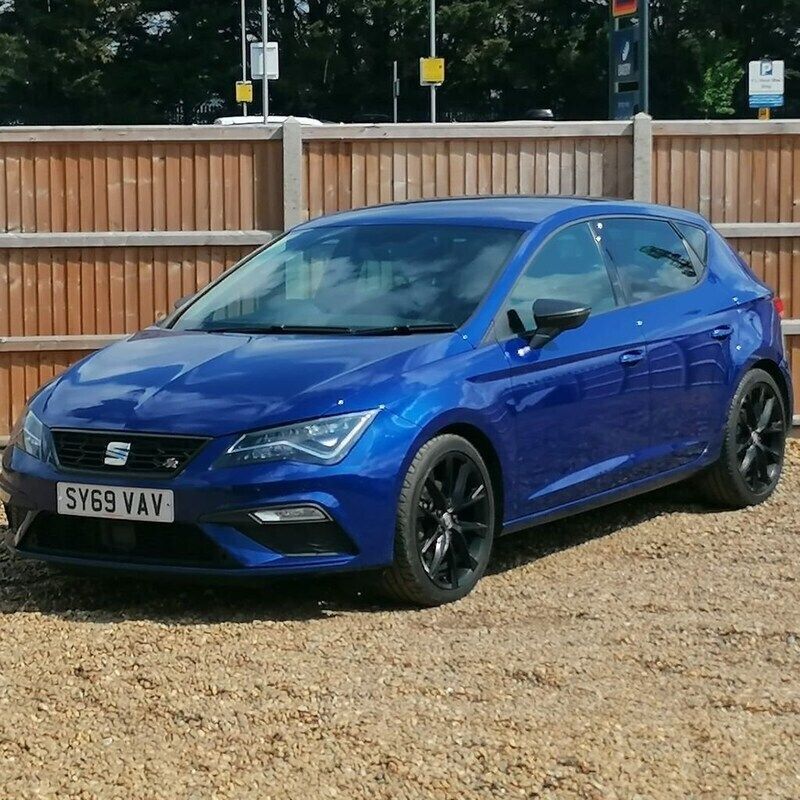 Blue Used 2019 Seat Leon Black Edition Hatchback | £10,400 (Super price) - Image 1/4