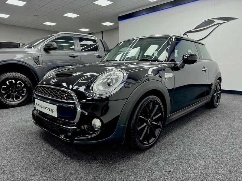 Black Used 2016 Mini Cooper S Hatch Hatchback | £7,995 (Fair price) - Image 1/4