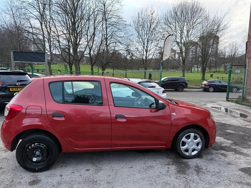 Used Dacia Sandero Ambiance 2016 Red Hatchback