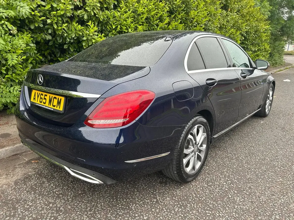 Used Mercedes C200 2015 Blue Sedan