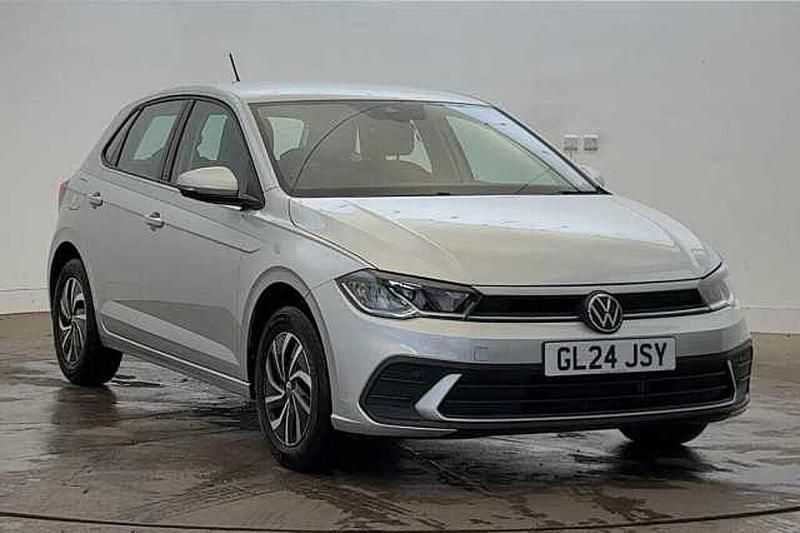 Used 2024 VW Polo | £16,190 (Good price) - Image 1/4