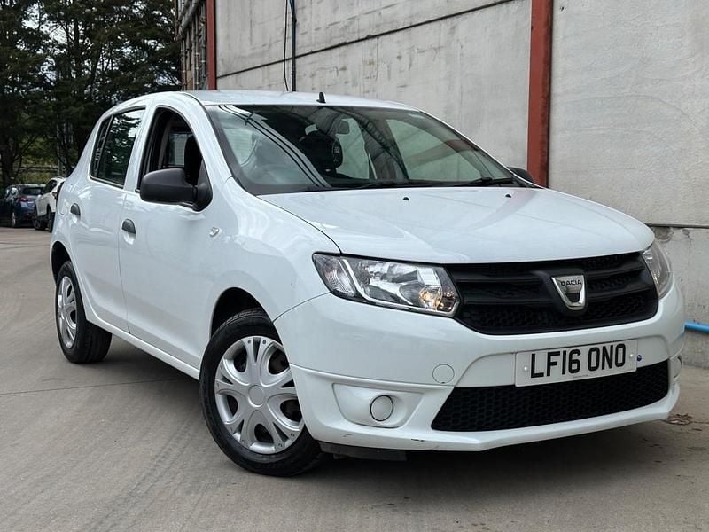 White Used 2016 Dacia Sandero Ambiance Hatchback | £2,995 (Good price) - Image 1/2