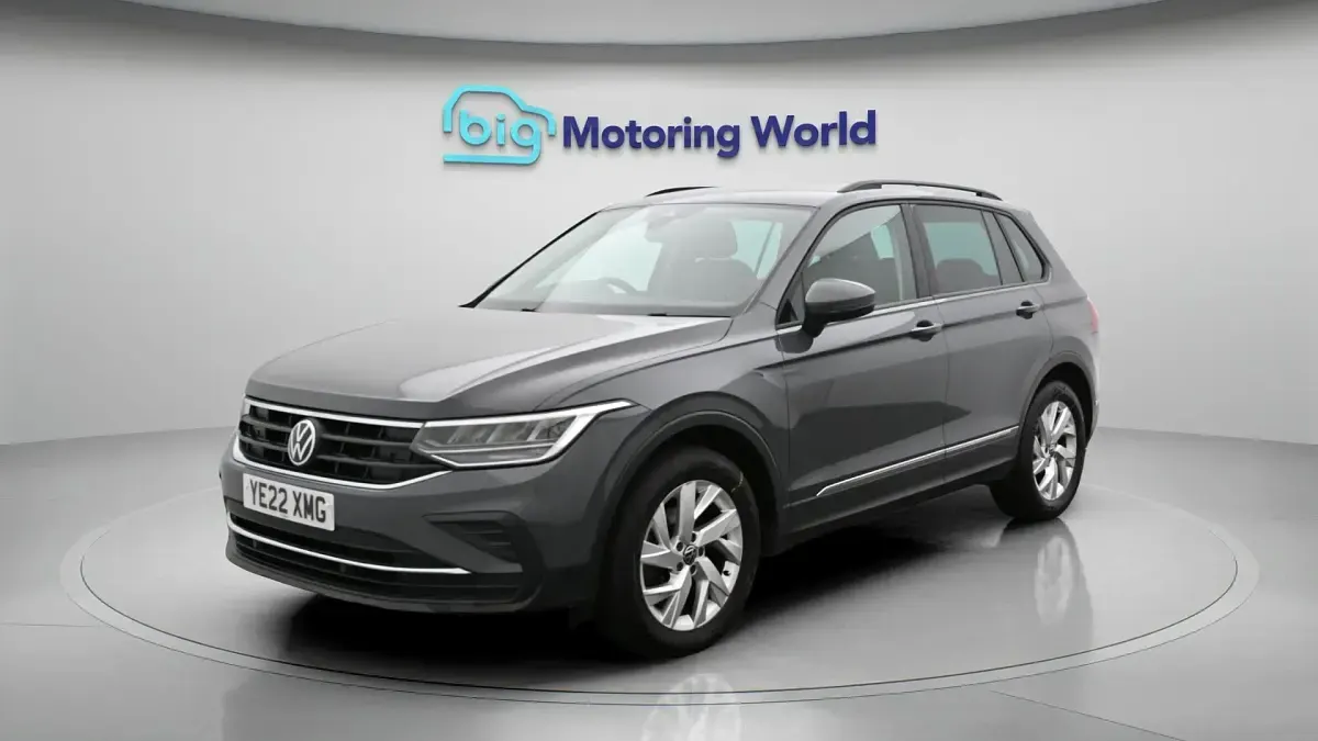 Used VW Tiguan S 150 HP (110 kW) 2022 Grey SUV