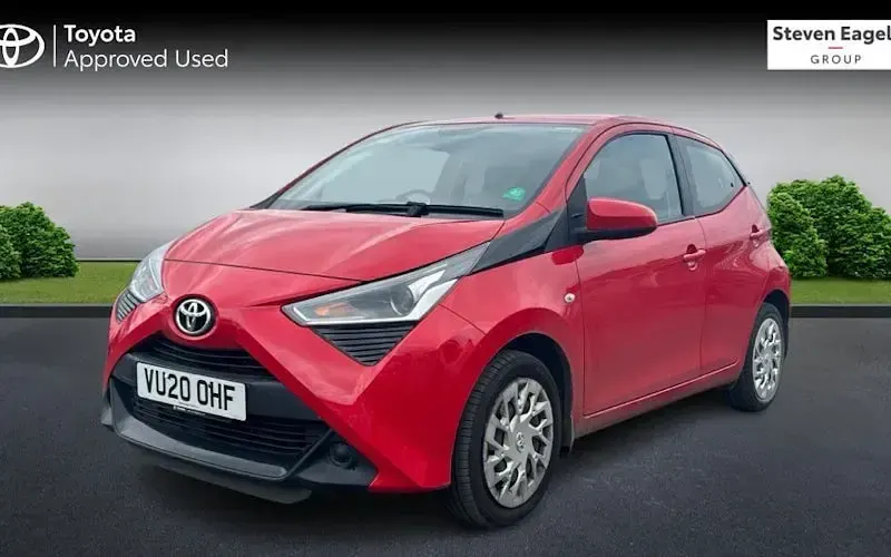 Used Toyota Aygo X-play 72 HP (52 kW) 2020 Hatchback