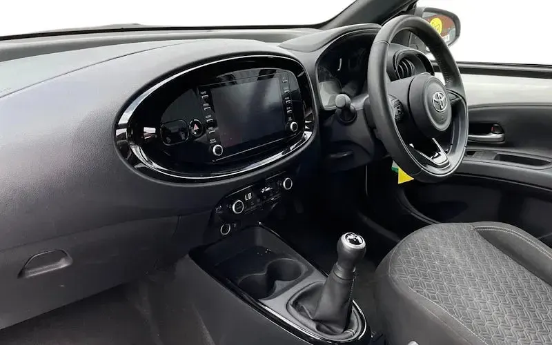 Used Toyota Aygo X 72 HP (52 kW) 2025 SUV