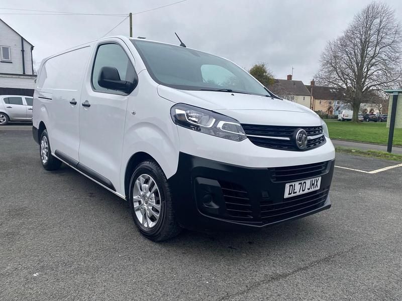 Used Vauxhall Vivaro 100 HP (73 kW) 2020 White MPV