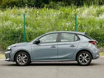 New Vauxhall Corsa Design Edition 100 HP (73 kW) 2026 Two coat metallic  crystal silver Hatchback