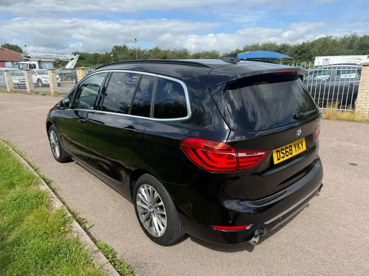Used BMW 220 Luxury Line 2018 Black Estate