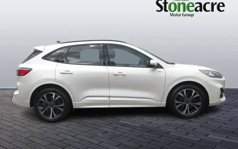 Used Ford Kuga ST-Line X 150 HP (110 kW) 2023 White SUV