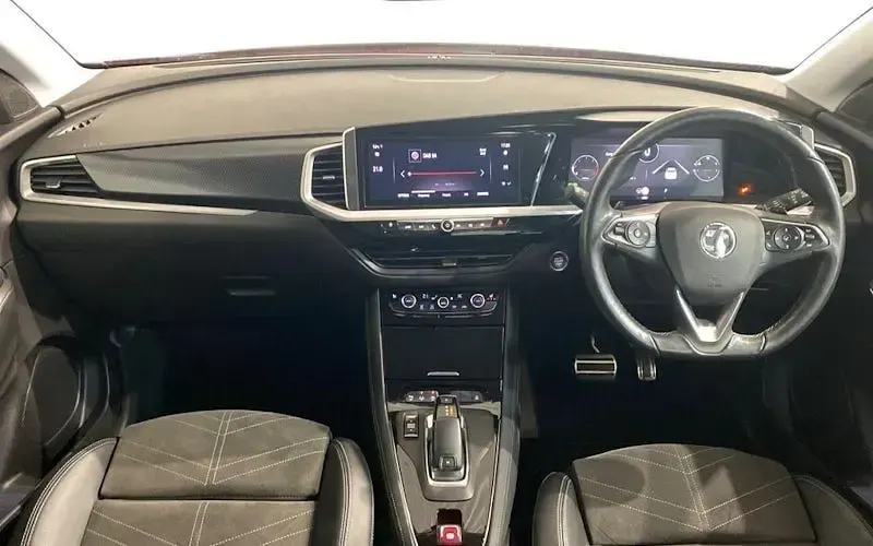 Used Vauxhall Grandland X Ultimate 131 HP (96 kW) 2022 Red SUV