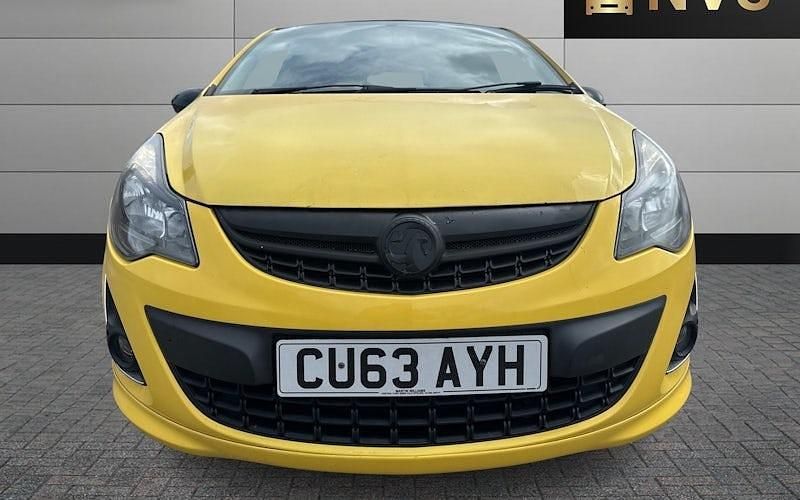 Second-hand Vauxhall Corsa Edition 86 CP (63 kW) 2013 Alb Hatchback