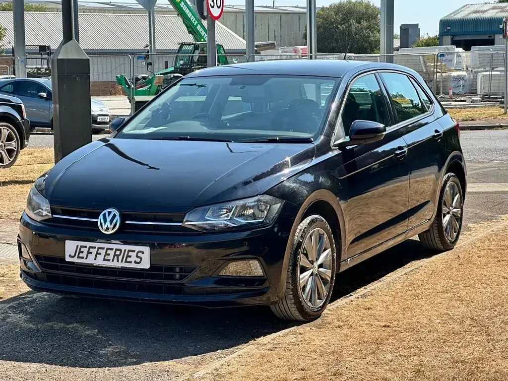 Used VW Polo SE 95 HP (69 kW) 2019 Black Hatchback