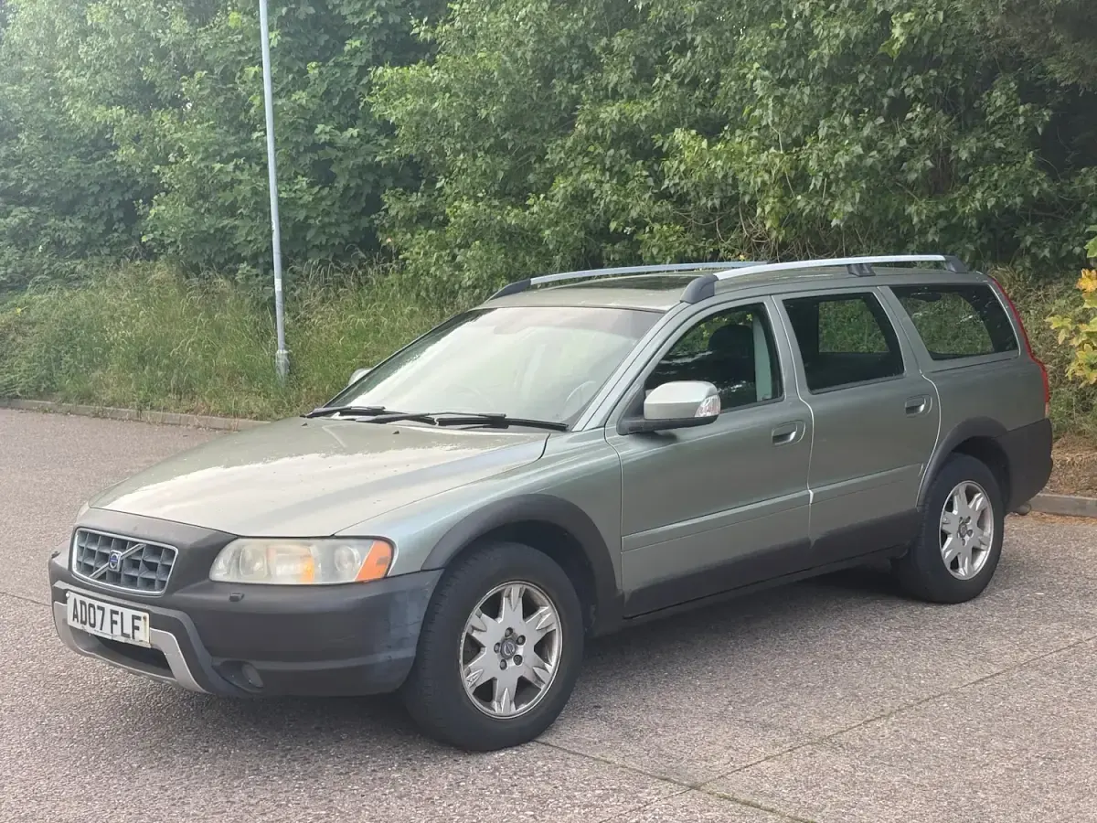 Used Volvo XC70 SE 175 HP (128 kW) 2007 Green Estate