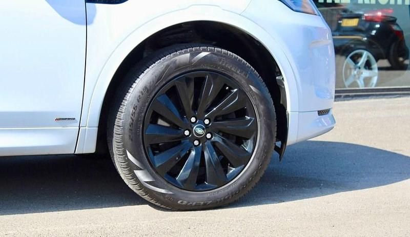Second-hand Land Rover Discovery Sport SE Dynamic 240 CP (176 kW) 2019 Alb SUV