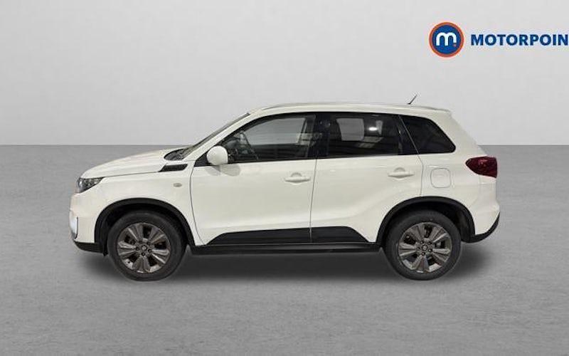 Used Suzuki Vitara SZ-T 129 HP (94 kW) 2021 White SUV